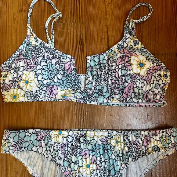 Shein swim mod floral print bikini ribbed V wired SIZE L - Picture 4 of 5